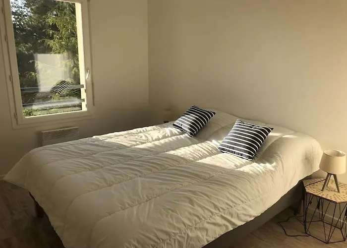 Appartement A Royan Avec Acces Piscine